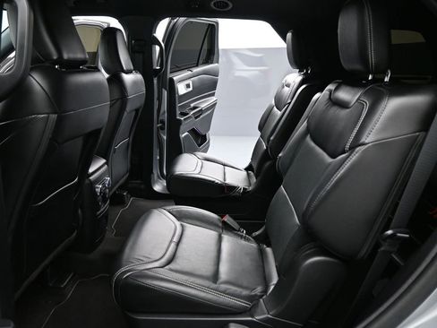 Certified 2022 Ford Explorer ST w/ Equipment Group 401A image 22