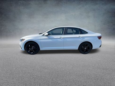 New 2025 Volkswagen Jetta SE image 14