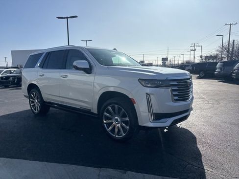 Used 2022 Cadillac Escalade Premium Luxury Platinum image 9