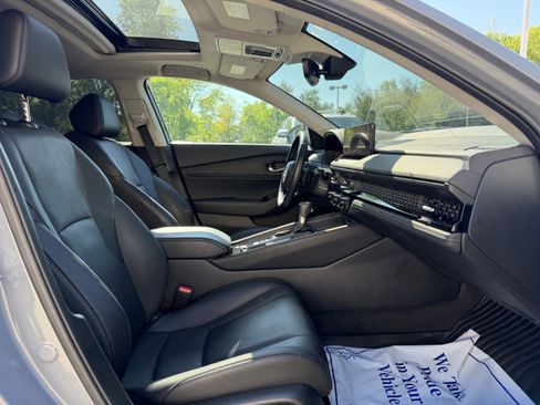 Certified 2023 Honda Accord Touring image 13