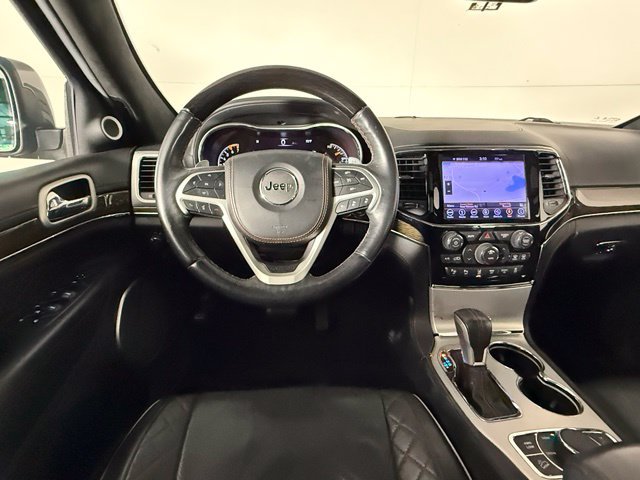 Used 2019 Jeep Grand Cherokee Summit AWD/4WD image 16