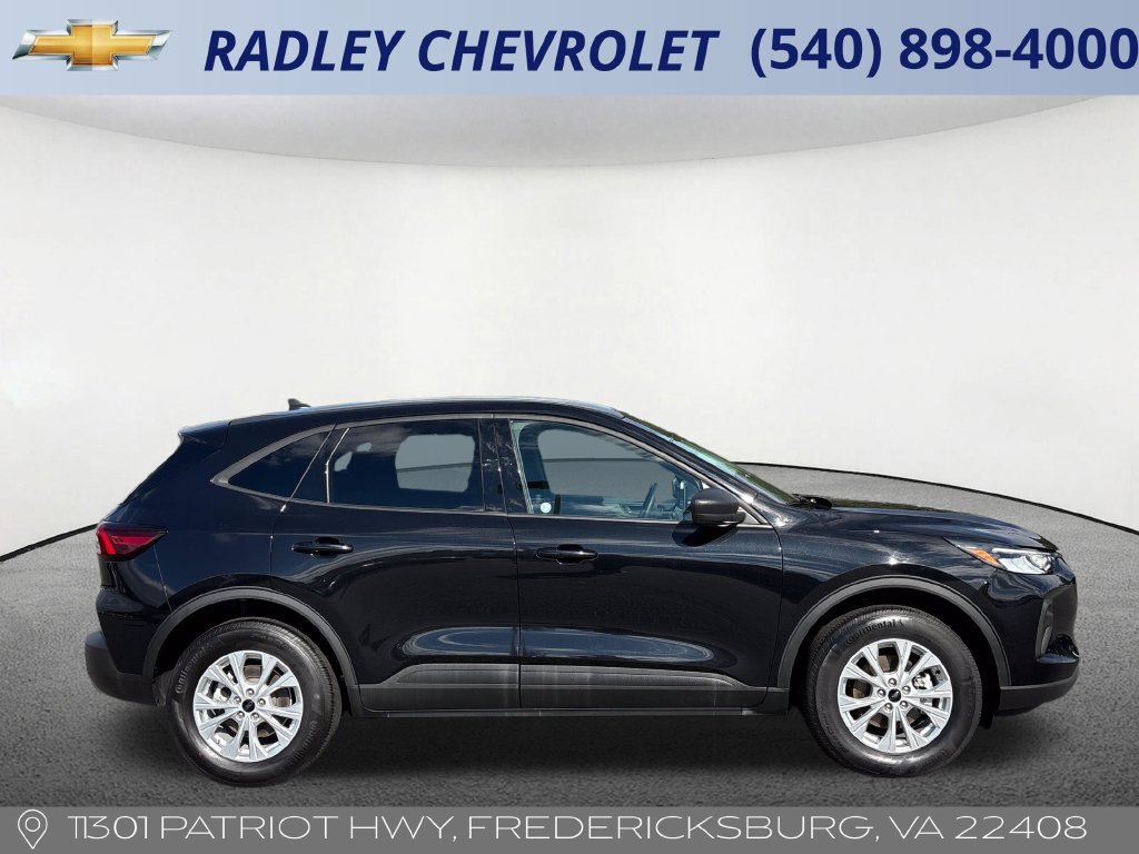 Used 2025 Ford Escape Active AWD/4WD image 20