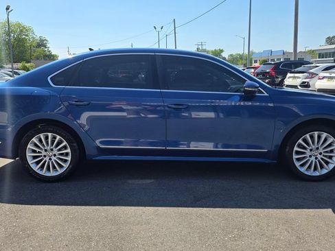 Used 2016 Volkswagen Passat 1.8T SE FWD image 4