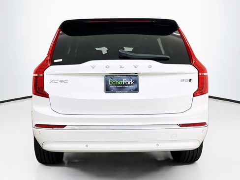 Used 2025 Volvo XC90 B5 Core image 7