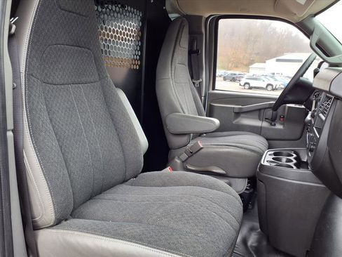 Used 2024 Chevrolet Express 2500 w/ Driver Convenience Package image 6