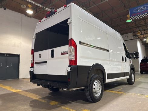 Used 2021 RAM ProMaster 2500 w/ Convenience Group FWD image 8