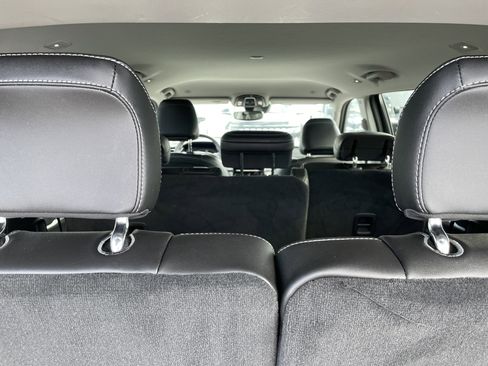 Used 2023 Jeep Grand Cherokee L Limited image 26