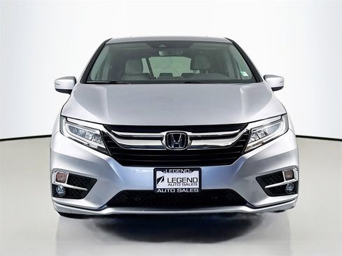 Used 2018 Honda Odyssey Touring image 2