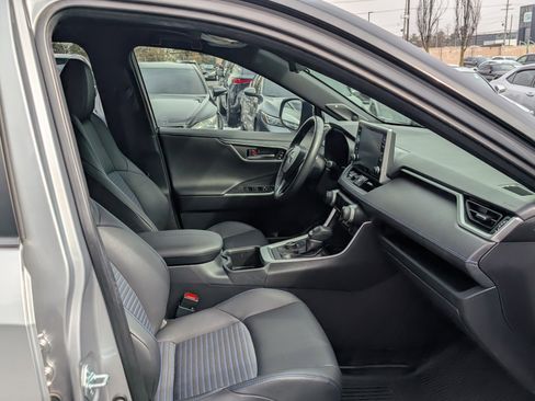 Used 2022 Toyota RAV4 XSE image 11