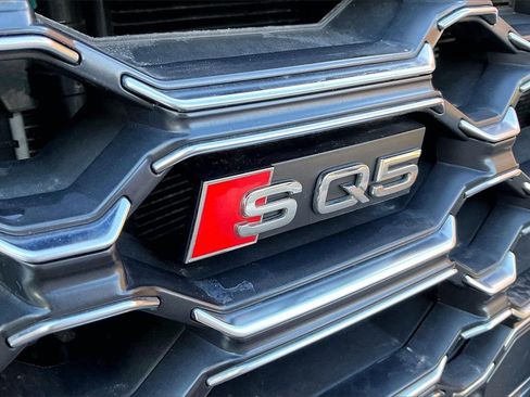 Used 2024 Audi SQ5 Premium Plus w/ Premium Plus Package image 24