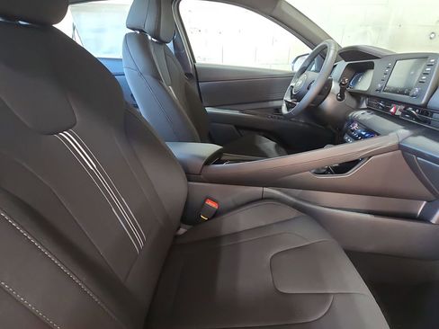 New 2026 Hyundai Elantra SEL Sport image 10