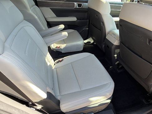 Used 2024 Hyundai Santa Fe Calligraphy image 22