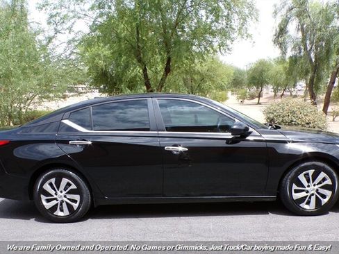 Used 2020 Nissan Altima 2.5 S FWD image 7
