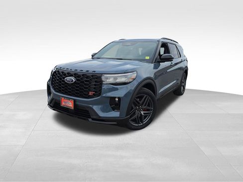 Used 2026 Ford Explorer ST w/ Sun And Sound Package image 3