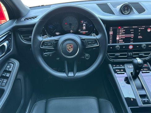 Certified 2023 Porsche Macan S AWD/4WD image 14