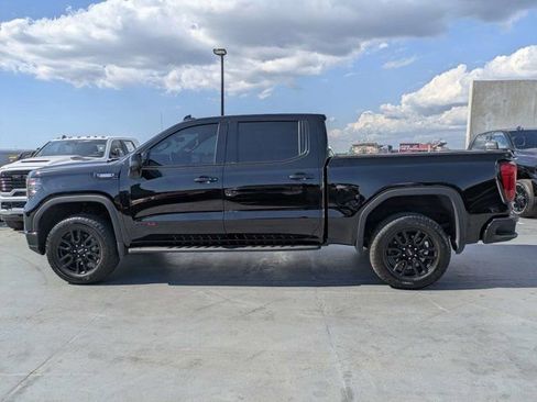 Used 2025 GMC Sierra 1500 AT4 w/ AT4 Premium Package AWD/4WD image 6
