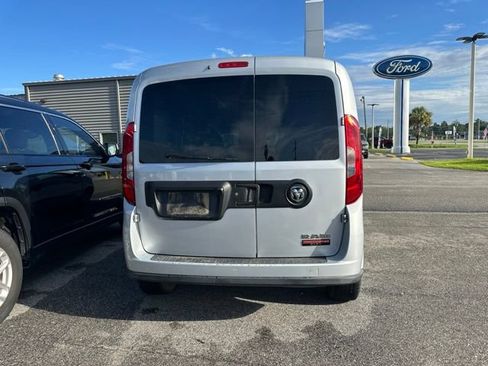 Used 2017 RAM ProMaster City Tradesman SLT FWD image 5