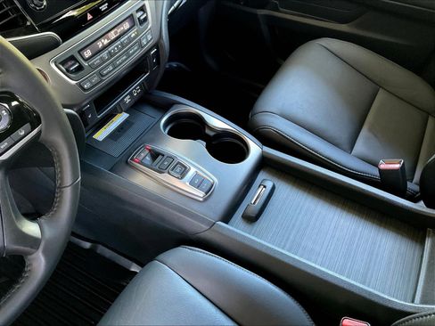Used 2021 Honda Pilot Special Edition image 18