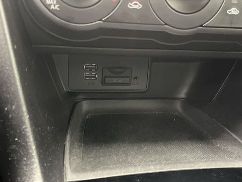 Used 2017 MAZDA MAZDA3 Sport FWD image 18