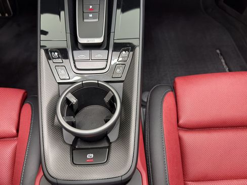 Certified 2026 Porsche 911 Targa 4 GTS AWD/4WD image 29
