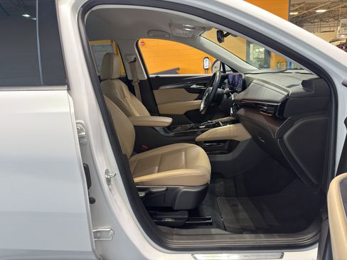 Used 2024 Buick Envision Preferred AWD/4WD image 18