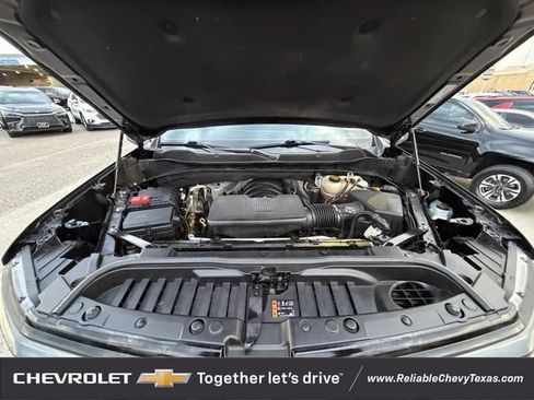 Used 2022 Chevrolet Silverado 1500 ZR2 w/ Technology Package AWD/4WD image 38