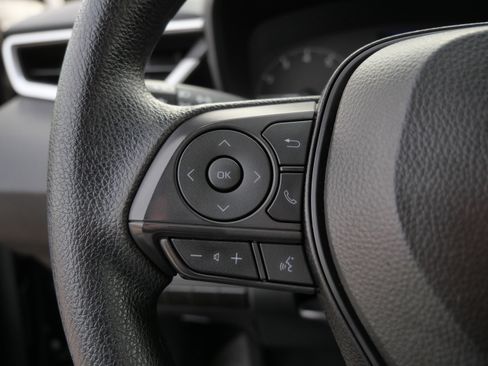 Certified 2024 Toyota Corolla LE image 28