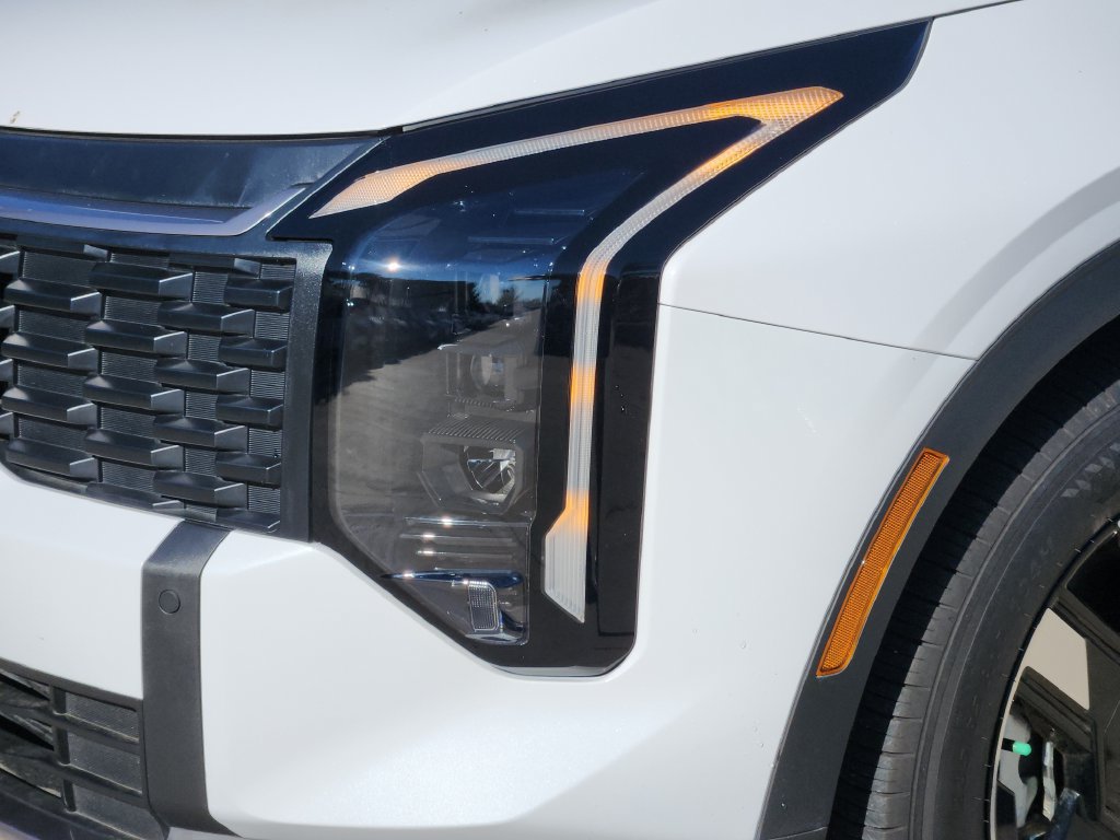 New 2026 Kia Sportage LX FWD image 5