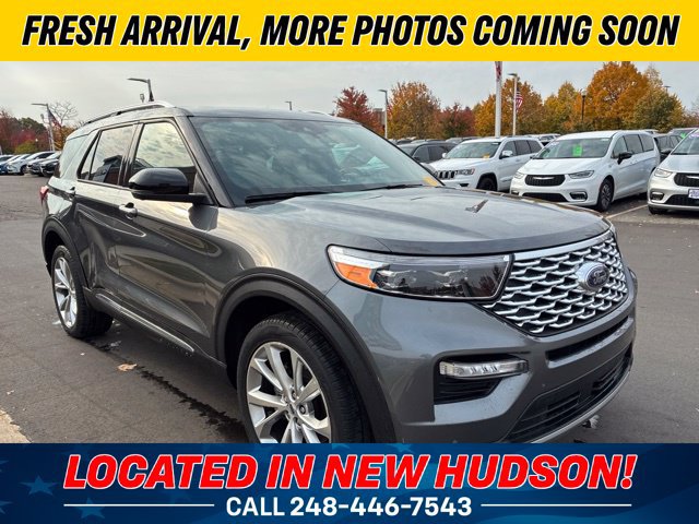 Used 2023 Ford Explorer Platinum w/ Technology Package AWD/4WD image 4