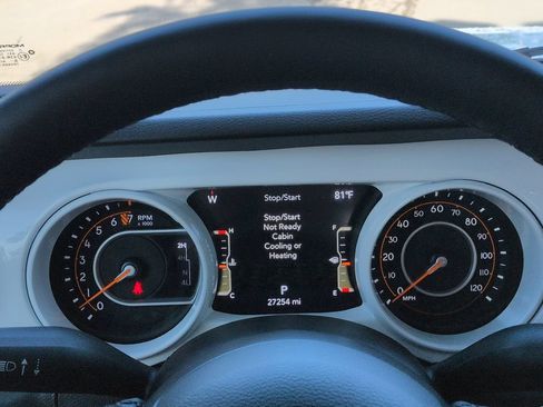 Used 2023 Jeep Gladiator Sport AWD/4WD image 27