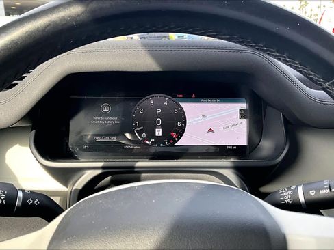 Used 2023 Land Rover Defender 110 SE image 23