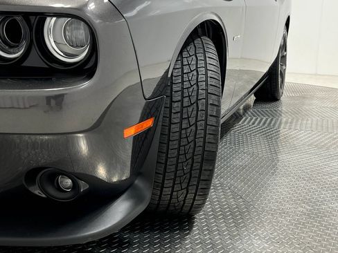 Used 2019 Dodge Challenger R/T RWD image 36