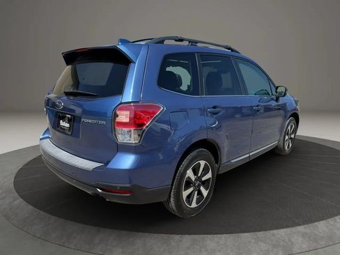 Used 2018 Subaru Forester 2.5i Touring w/ Popular Package #2 AWD/4WD image 5