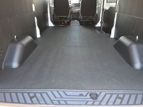 New 2025 Ford Transit 250 148 Medium Roof w/ Load Area Protection Package image 5