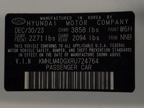 Used 2024 Hyundai Elantra SEL FWD image 33