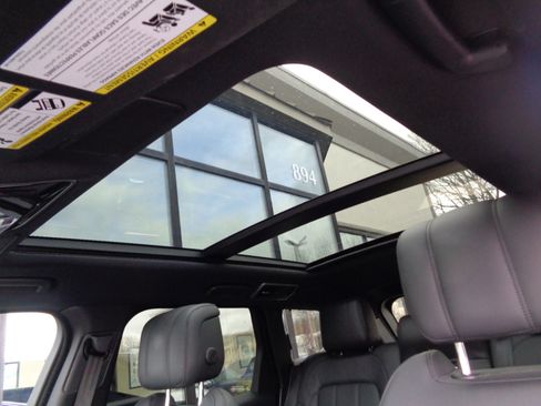 Used 2022 Land Rover Range Rover Sport HSE Silver Edition image 15