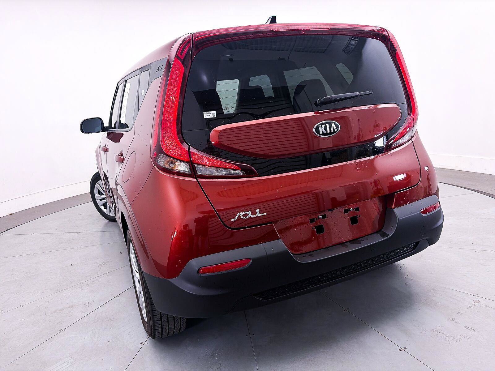 Used 2021 Kia Soul LX FWD image 7