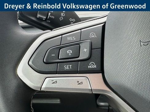 New 2026 Volkswagen Tiguan SE image 14