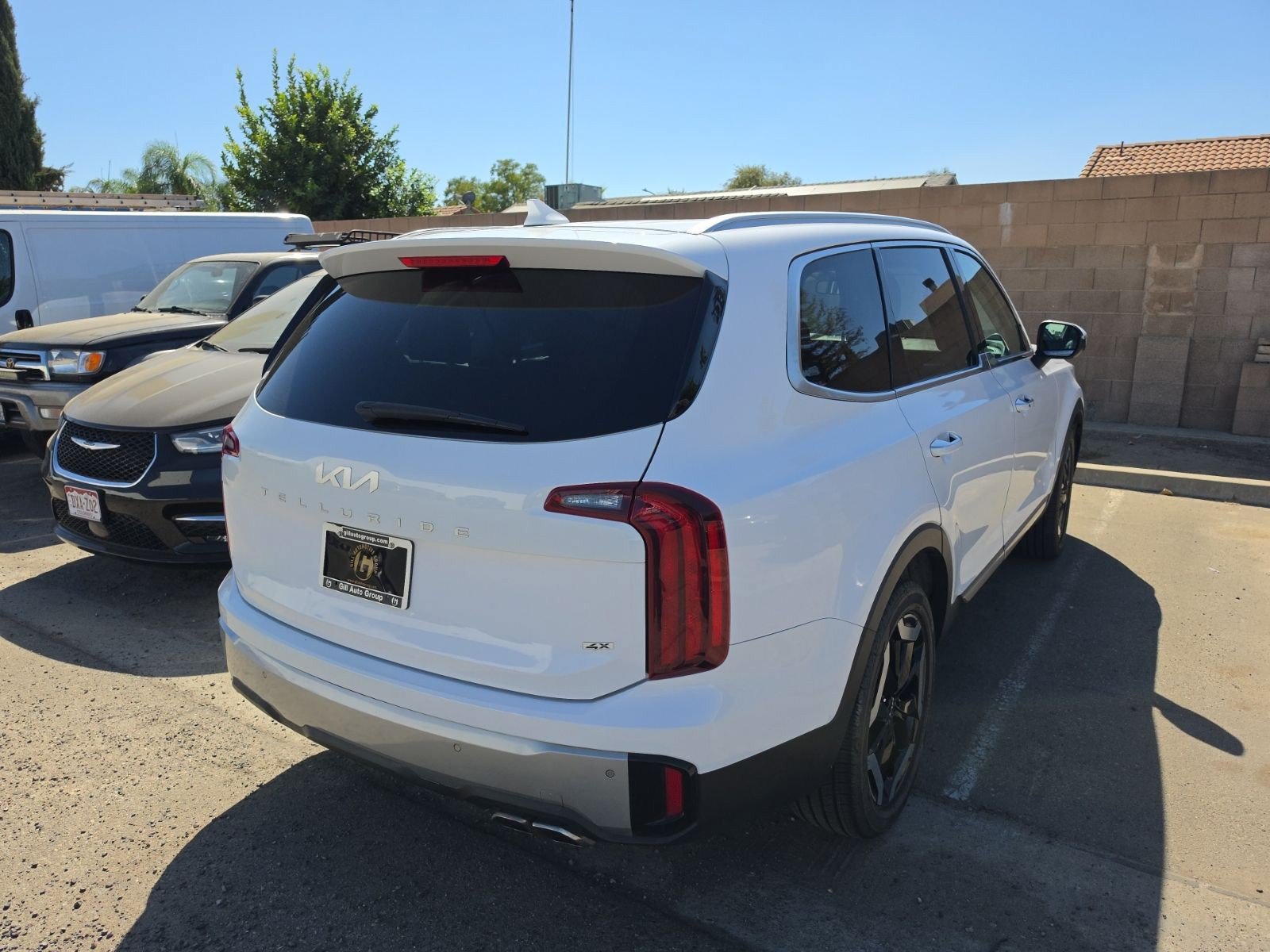 Used 2023 Kia Telluride S w/ S Sunroof Package AWD/4WD image 4