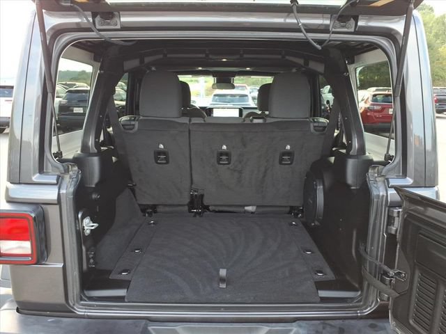 Used 2025 Jeep Wrangler Unlimited Sport AWD/4WD image 7