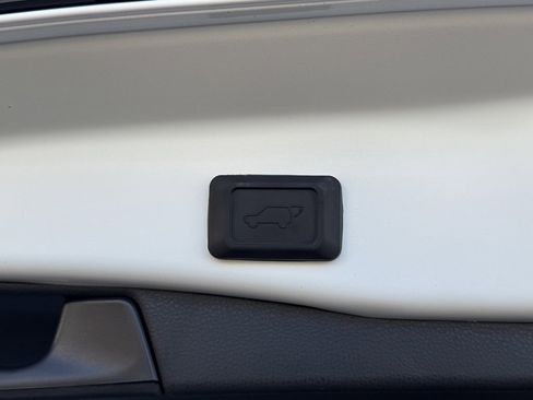 Certified 2025 Toyota RAV4 XLE image 16