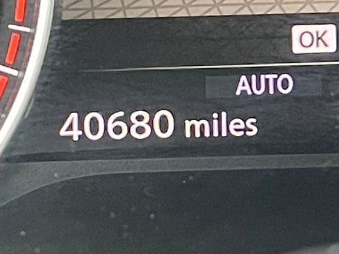 Used 2025 Nissan Pathfinder SV image 43