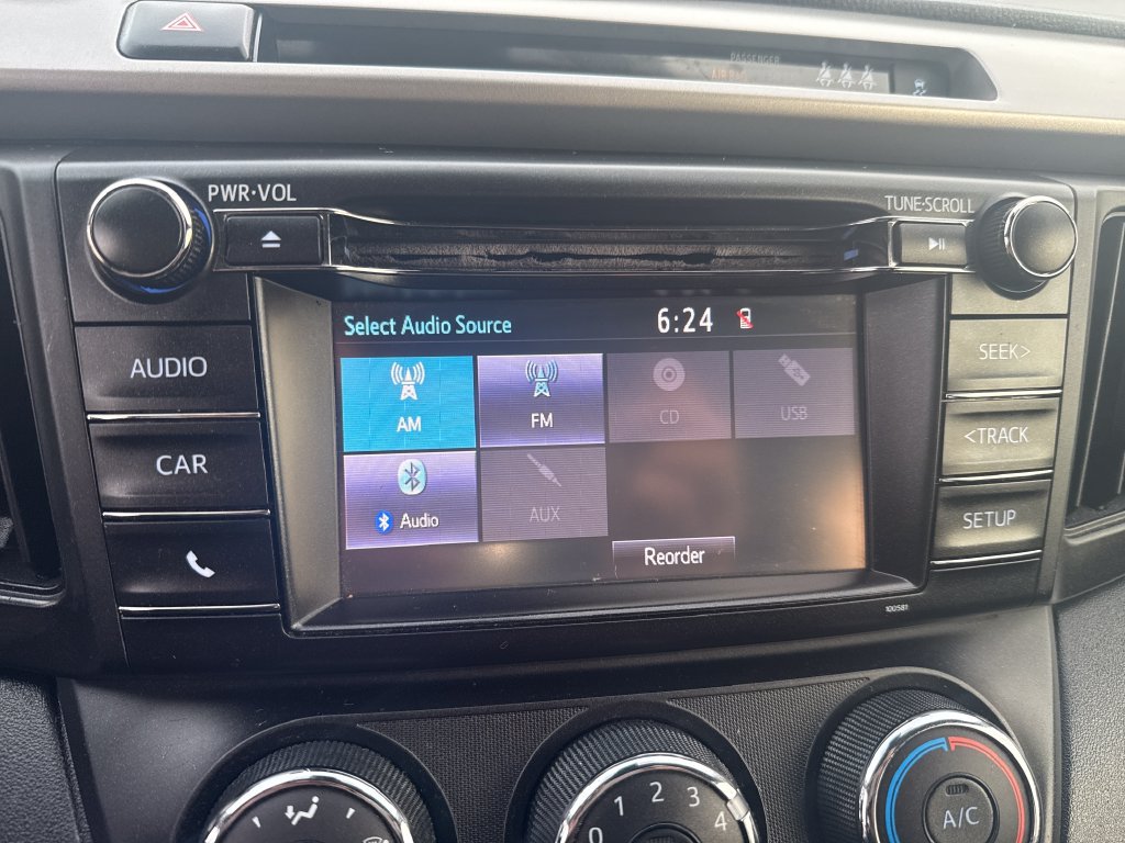 Used 2018 Toyota RAV4 LE w/ All Weather Liner Package AWD/4WD image 25