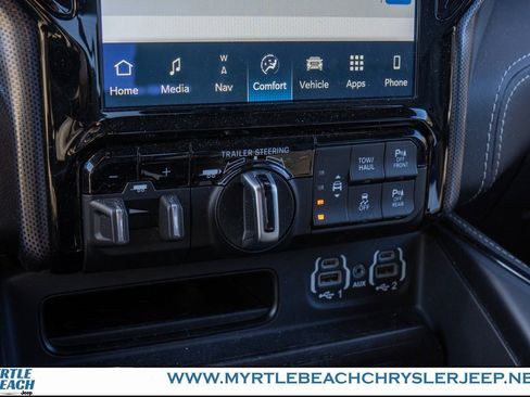 Certified 2022 RAM 1500 Limited image 23