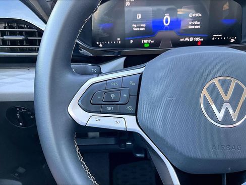 Used 2024 Volkswagen Taos S image 23