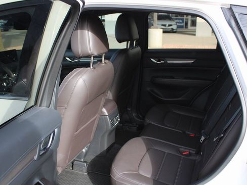 Used 2025 MAZDA CX-5 Signature image 11