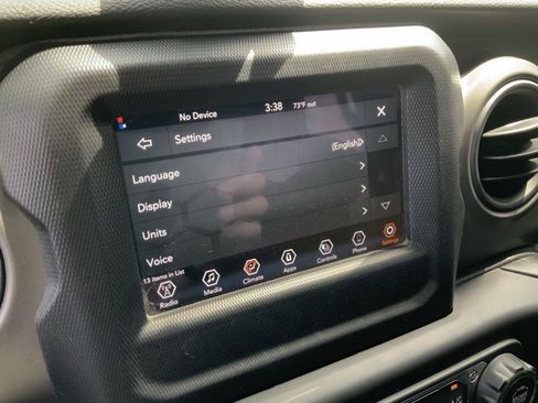 Used 2022 Jeep Wrangler Unlimited Sport AWD/4WD image 38