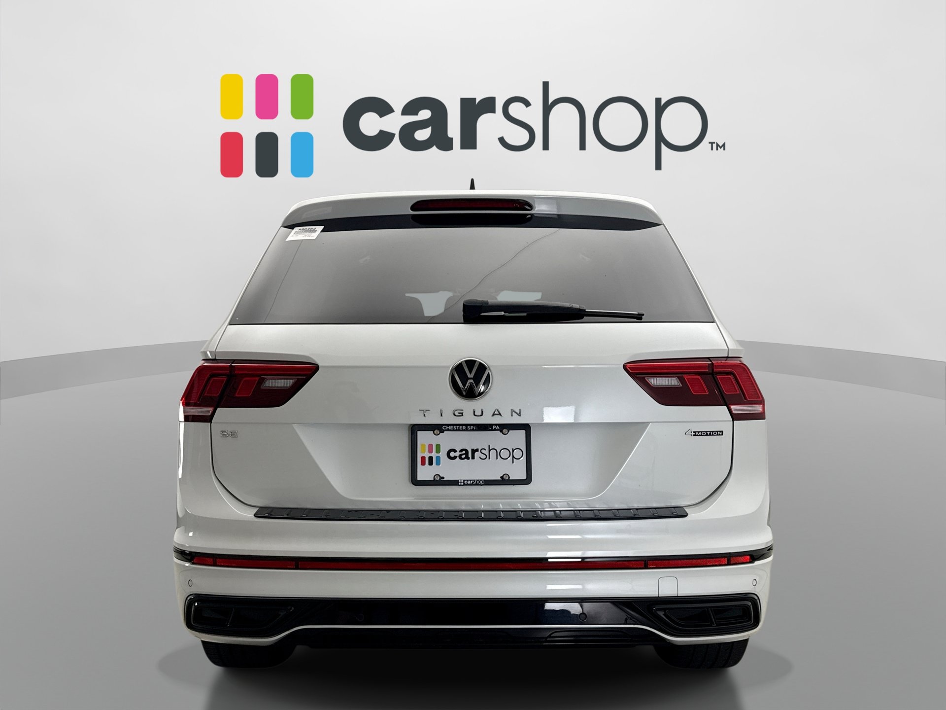 Used 2023 Volkswagen Tiguan SE R-Line AWD/4WD image 4
