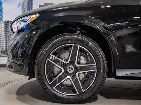 New 2026 Mercedes-Benz GLC 300 4MATIC image 7