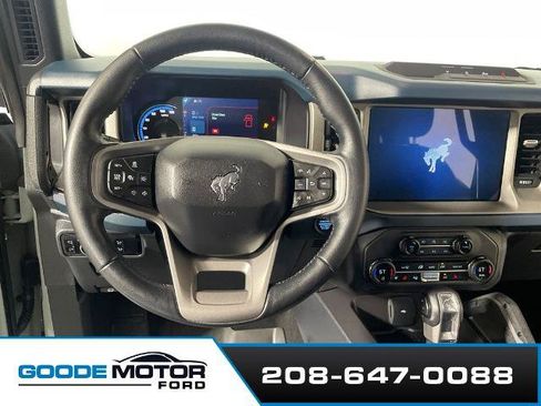 Certified 2024 Ford Bronco Outer Banks AWD/4WD image 11